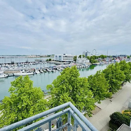 Sonnenaufgang, Direkt Am Alten Strom * Rostock